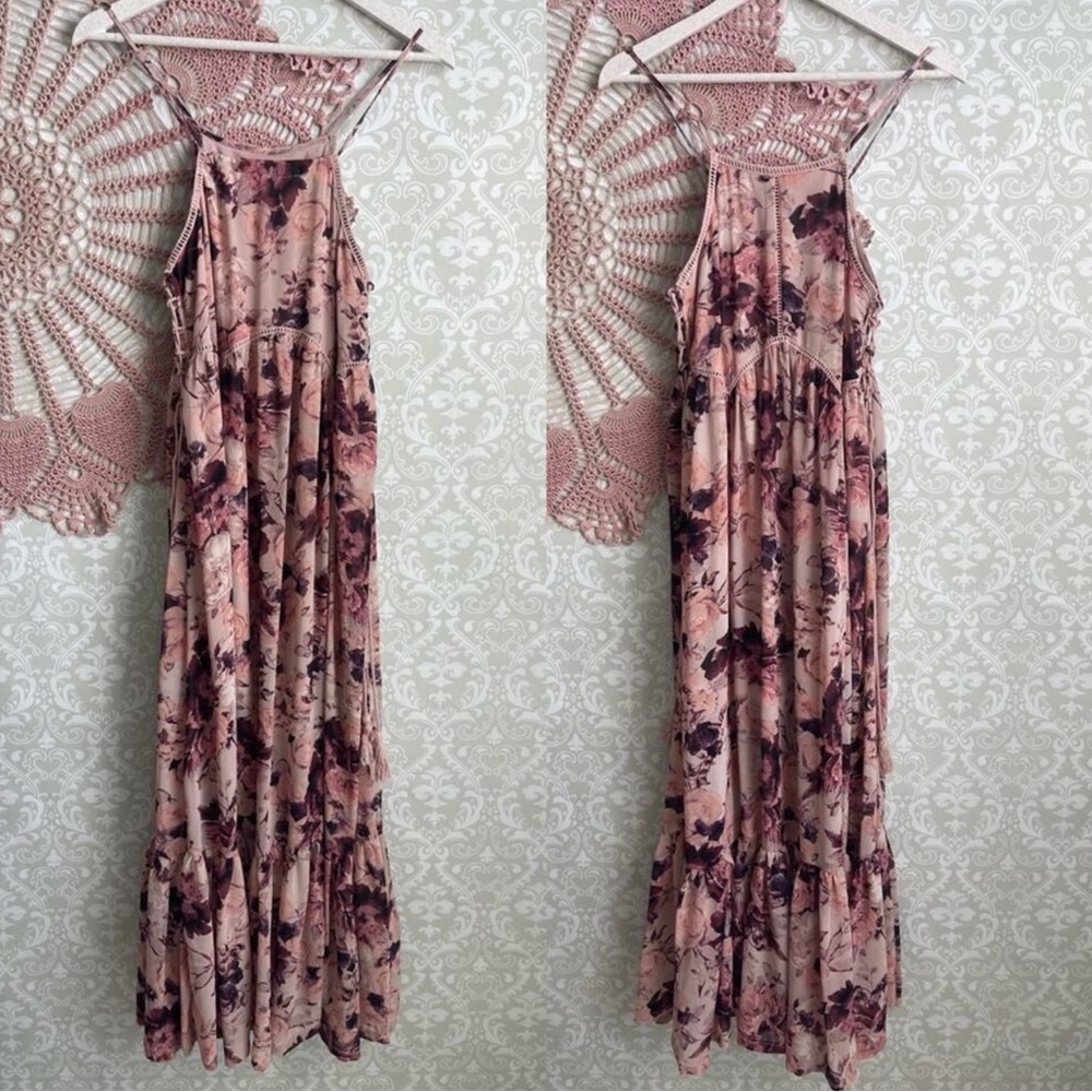 Chic Floral Maxi Dress in Pink and Purple
